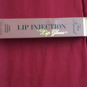 Lip plumper firm on price